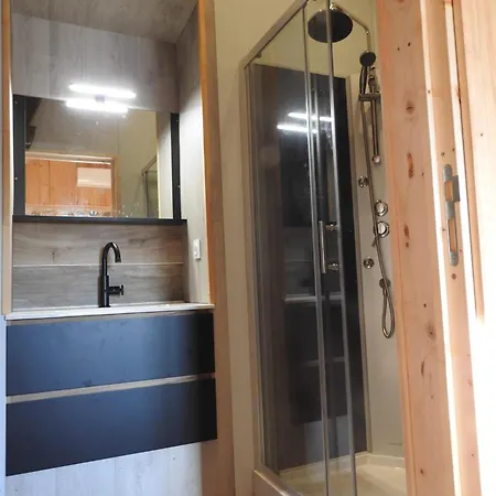 Bed & Breakfast D'hotes De Charme Pierres Anciennes, Confort Et Nature 2