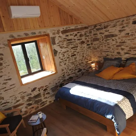 D'hotes De Charme Pierres Anciennes, Confort Et Nature 2